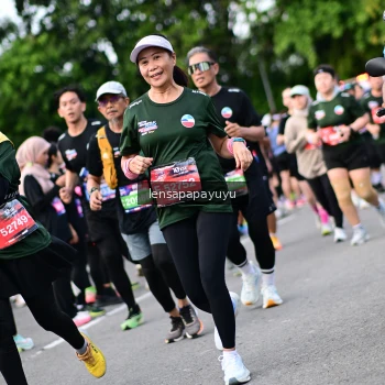 Runner Photo 4149643