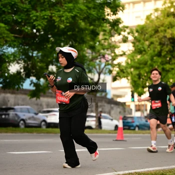 Runner Photo 4149659