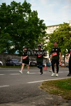 Runner Photo 4149664