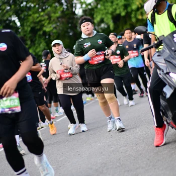Runner Photo 4149665