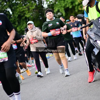 Runner Photo 4149668