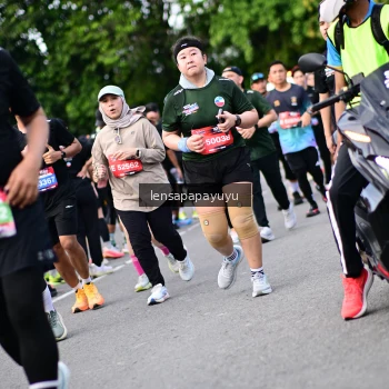 Runner Photo 4149692