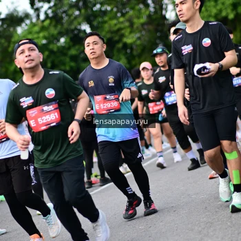 Runner Photo 4149716
