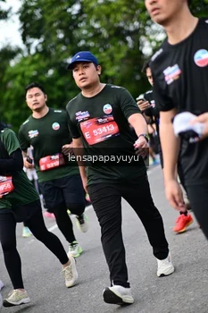 Runner Photo 4149724