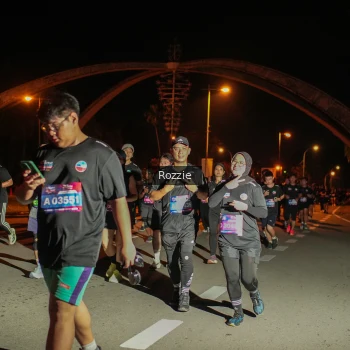Runner Photo 4149736