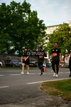 Runner Photo 4149737