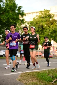 Runner Photo 4149758