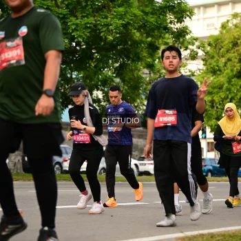 Runner Photo 4149761