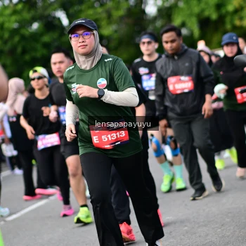 Runner Photo 4149765