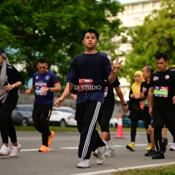 Runner Photo 4149776