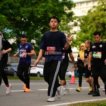 Runner Photo 4149778