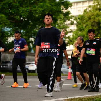 Runner Photo 4149785