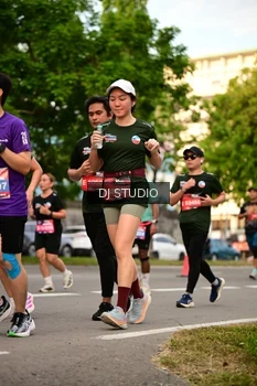 Runner Photo 4149804