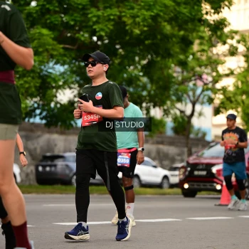 Runner Photo 4149858
