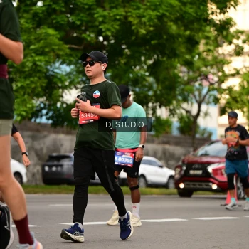 Runner Photo 4149864