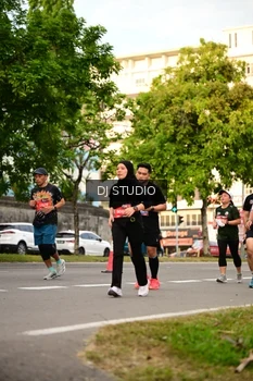 Runner Photo 4149895