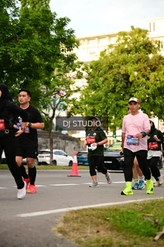 Runner Photo 4149935