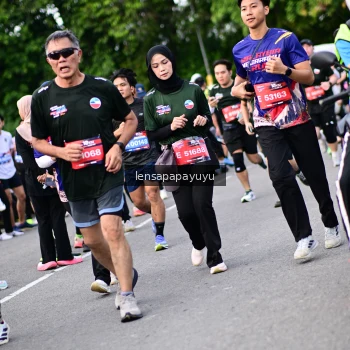Runner Photo 4149952