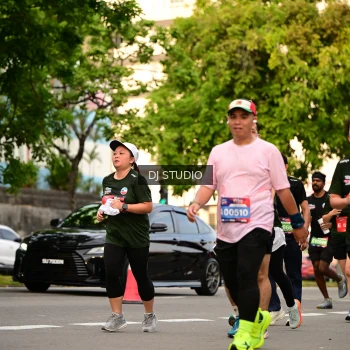 Runner Photo 4149959