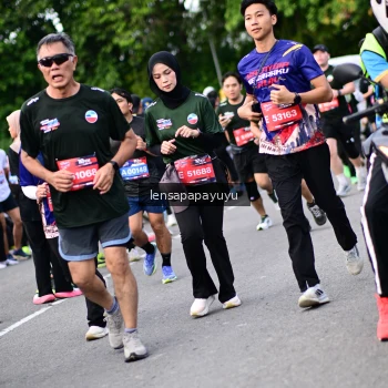 Runner Photo 4149961