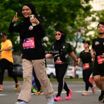 Runner Photo 4149970