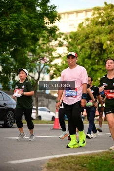 Runner Photo 4149999