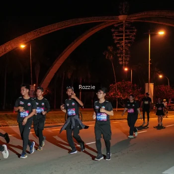Runner Photo 4150004