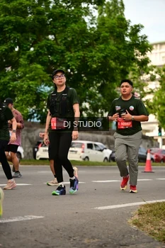 Runner Photo 4150096