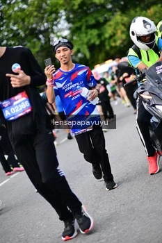 Runner Photo 4150110