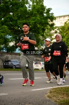 Runner Photo 4150111
