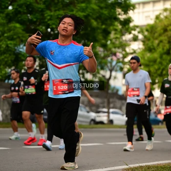 Runner Photo 4150246