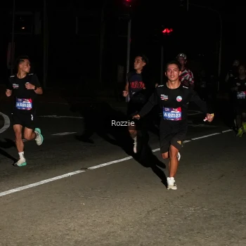 Runner Photo 4150266