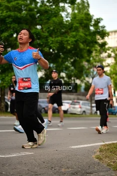 Runner Photo 4150279