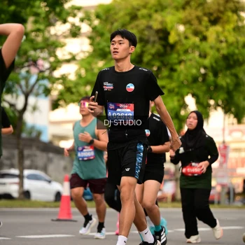 Runner Photo 4150280