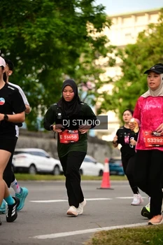 Runner Photo 4150333