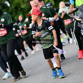 Runner Photo 4150355