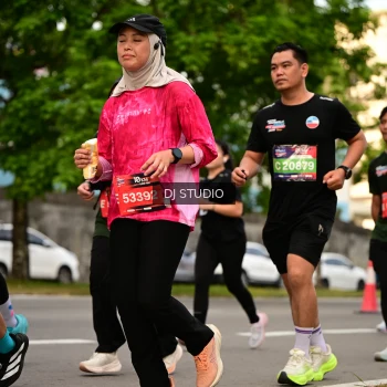 Runner Photo 4150360