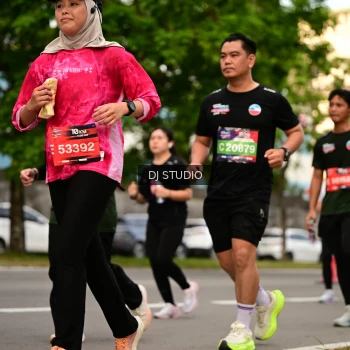 Runner Photo 4150365