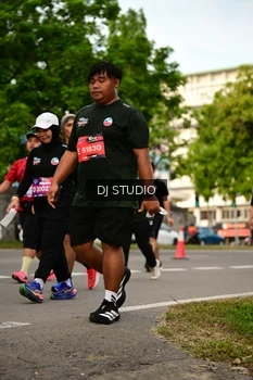Runner Photo 4150377