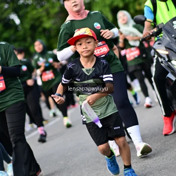 Runner Photo 4150380