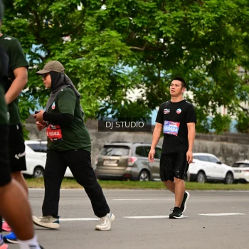 Runner Photo 4150417