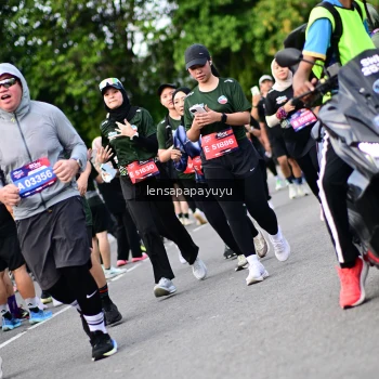 Runner Photo 4150419