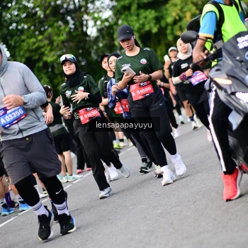 Runner Photo 4150429