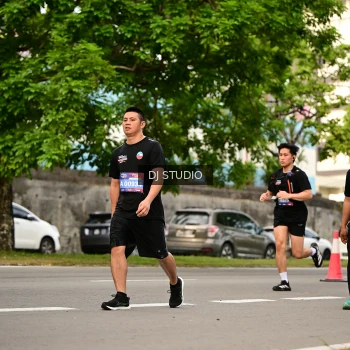 Runner Photo 4150430