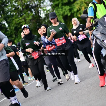 Runner Photo 4150434
