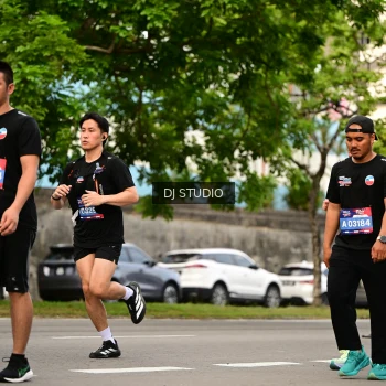 Runner Photo 4150461
