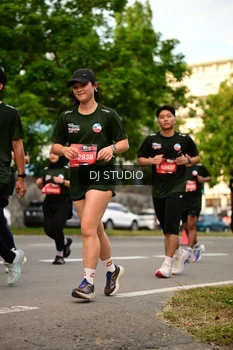 Runner Photo 4150468