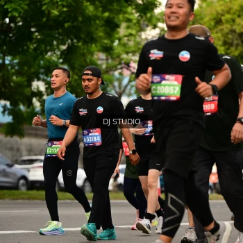 Runner Photo 4150469