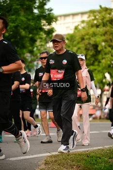 Runner Photo 4150479