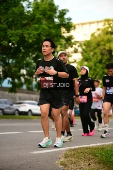 Runner Photo 4150509